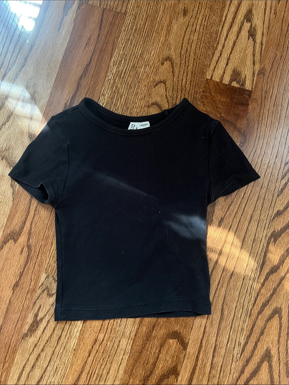 H&M Black Short Sleeve Ribbed Tee
